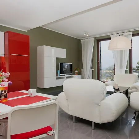 Jantar Deluxe Sea View Apartment *