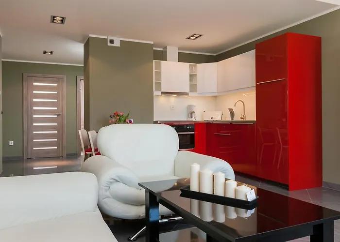 Jantar Deluxe Sea View 코워브제크